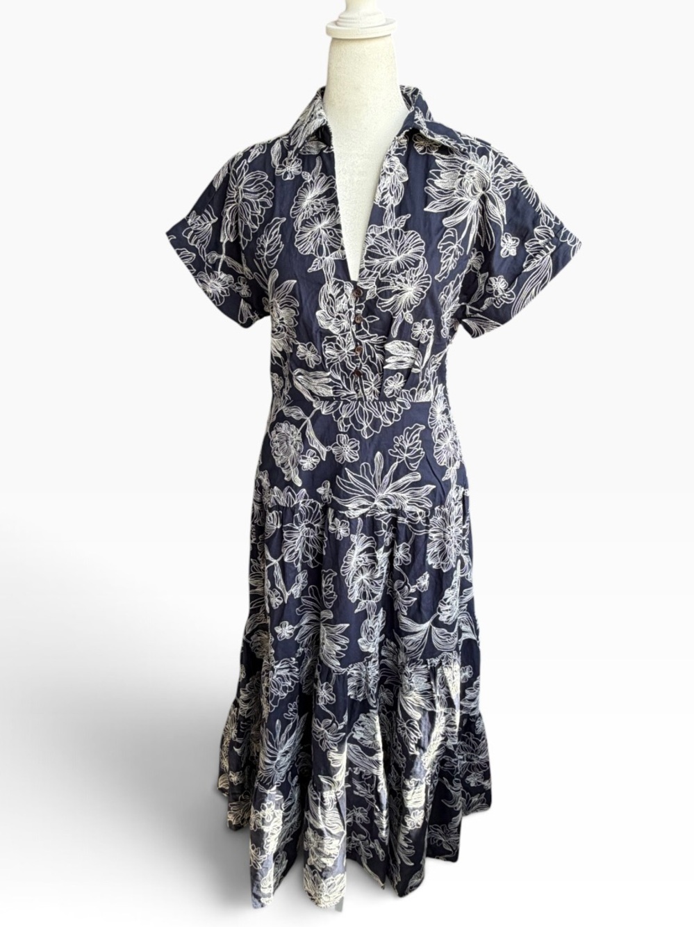 En Saison Blue White Floral Embroidered Tiered Midi Dress 100% Cotton Sz S
